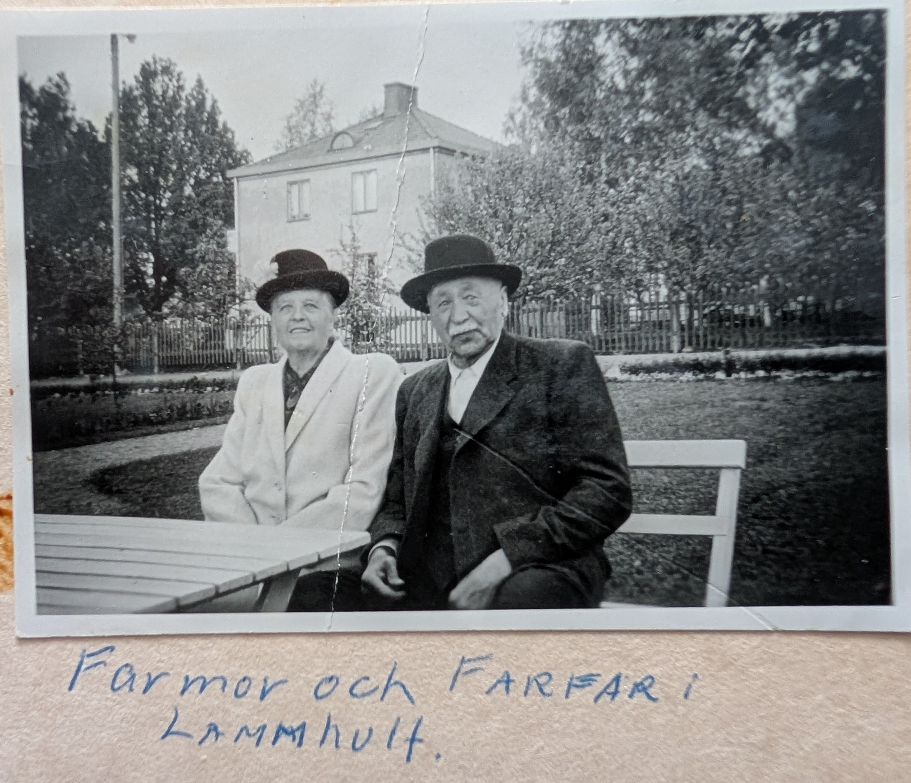 August och Emelia Johansson
